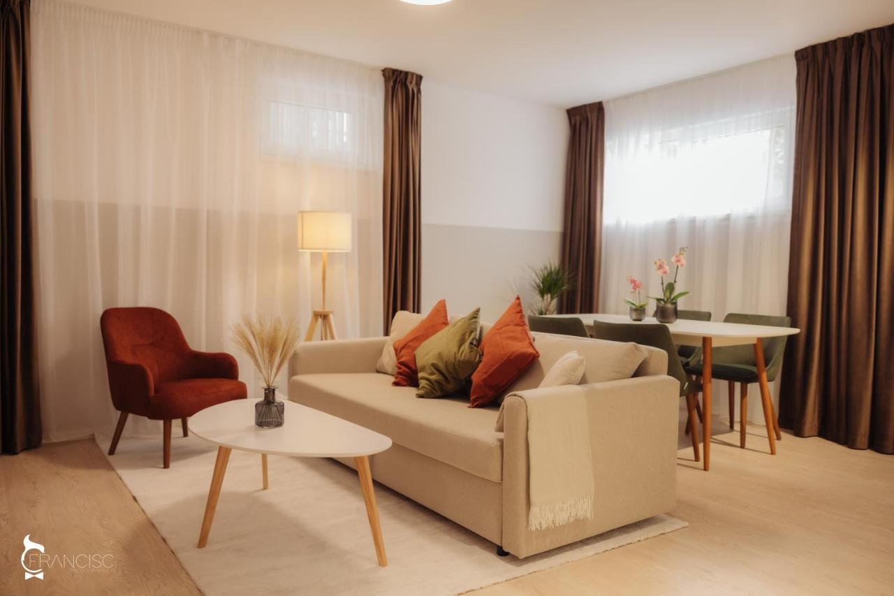 Zen Garden Apartments Kaloşvar Oda fotoğraf