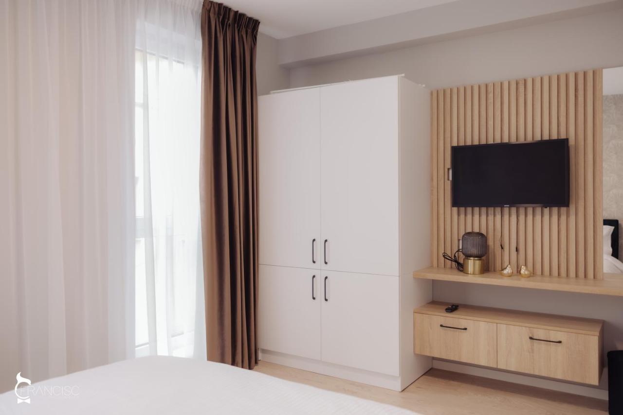 Zen Garden Apartments Kaloşvar Dış mekan fotoğraf