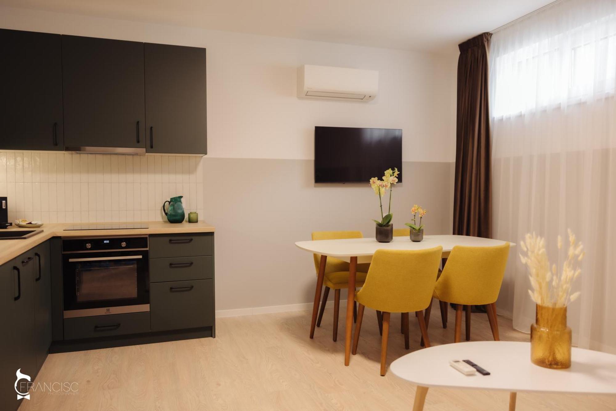 Zen Garden Apartments Kaloşvar Oda fotoğraf